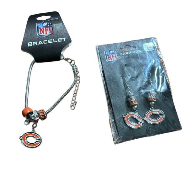 NFL Chicago Bears Earrings & Bracelet - Picture 2 of 10